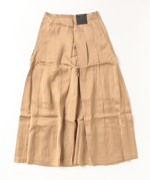 BANANA REPUBLIC FACTORY STORE（バナナリパブリック