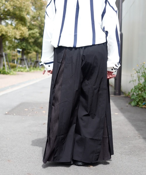 rovtski(ロフトスキー)の「センター異素材ワイドパンツ(その他パンツ・レディース・ブラック・FREE)」の10枚目の写真