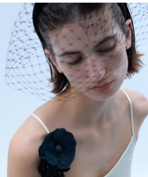 IRIS47（イリスフォーセブン）の「【IRIS47】　black peony corsage/ ブラックピオニー コサージュ（ブローチ/コサージュ・レディース・ブラック系・FREE）」の6枚目の写真