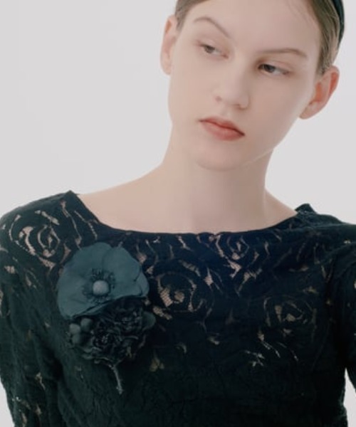 IRIS47（イリスフォーセブン）の「【IRIS47】　black peony corsage/ ブラックピオニー コサージュ（ブローチ/コサージュ・レディース・ブラック系・FREE）」の7枚目の写真