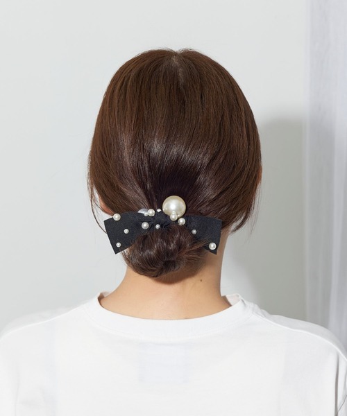 Phoebe（フィービィー）の「ポイントパールリボンヘアゴム（ヘアゴム・レディース・ブラック・FREE）」の6枚目の写真