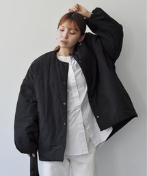 Meli rich（メリーリッチ）の「サイドジップ付きノーカラー中綿ジャケット（ノーカラージャケット）」