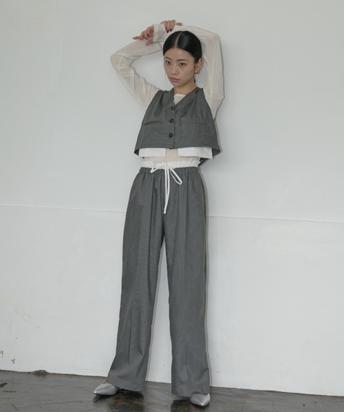 AIC.（エーアイシー）の「カットオフダブルウエストストライプパンツ