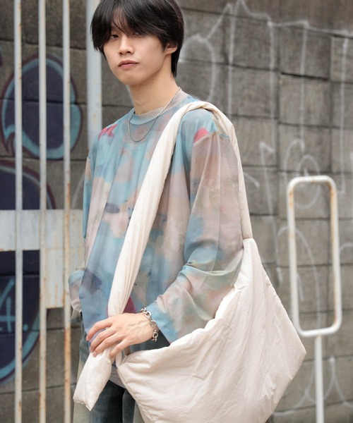 SENSE OF PLACE by URBAN RESEARCH（センスオブプレイスバイアーバンリサーチ）の「マーブルシアールーズロングTシャツ（Tシャツ/カットソー・メンズ・ブラウン/ブルー/ブラック・LARGE/MEDIUM）」の17枚目の写真