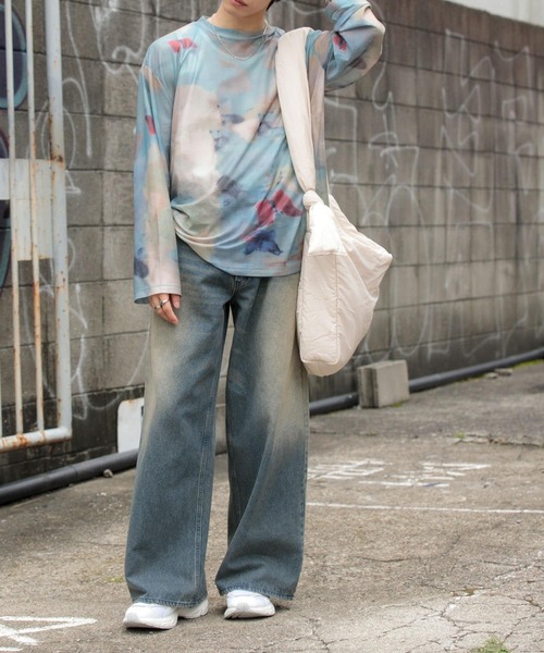 SENSE OF PLACE by URBAN RESEARCH（センスオブプレイスバイアーバンリサーチ）の「マーブルシアールーズロングTシャツ（Tシャツ/カットソー・メンズ・ブラウン/ブルー/ブラック・LARGE/MEDIUM）」の18枚目の写真