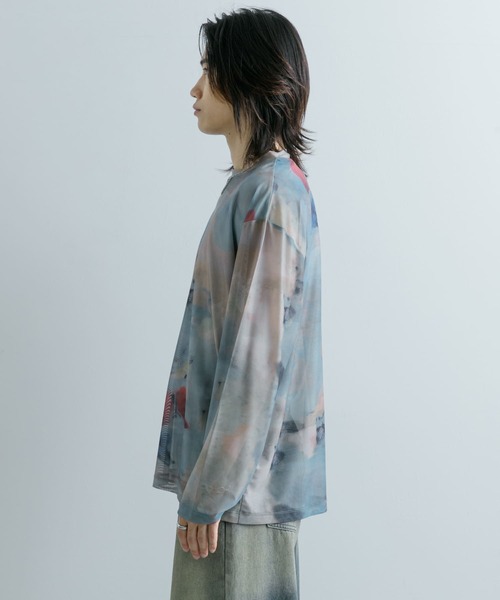 SENSE OF PLACE by URBAN RESEARCH（センスオブプレイスバイアーバンリサーチ）の「マーブルシアールーズロングTシャツ（Tシャツ/カットソー・メンズ・ブラウン/ブルー/ブラック・LARGE/MEDIUM）」の4枚目の写真