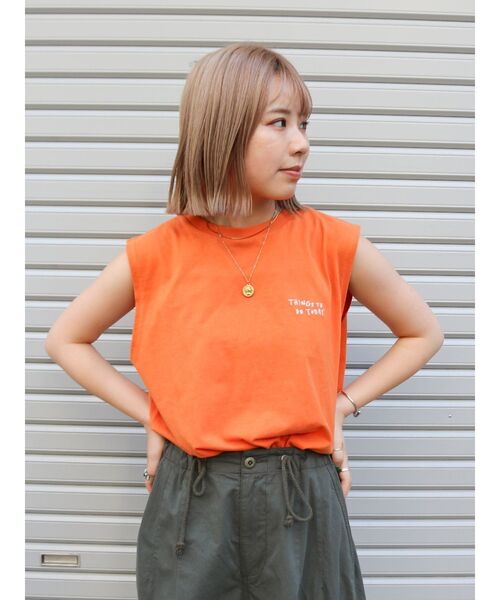 Ungrid（アングリッド）の「カラーエンブロイダリータンクトップ（Tシャツ/カットソー・レディース・ブラウン/オレンジ/パープル/オフホワイト・FREE）」の4枚目の写真