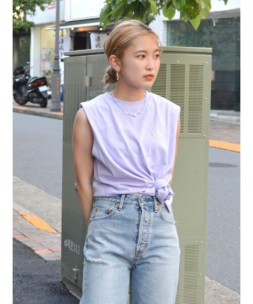 Ungrid（アングリッド）の「カラーエンブロイダリータンクトップ（Tシャツ/カットソー・レディース・ブラウン/オレンジ/パープル/オフホワイト・FREE）」の7枚目の写真