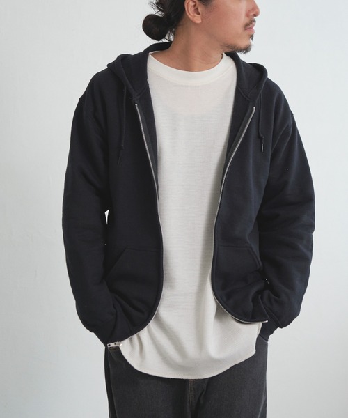 GILDAN（ギルダン）の「【GILDAN/ギルダン】8.0oz USA ヘビーブレンドZIPパーカー（パーカー・メンズ・ブラック/グレー/ホワイト/ダークブラウン/ロイヤルブルー/ネイビー/レッド/マルーン・M/L/LL）」の20枚目の写真