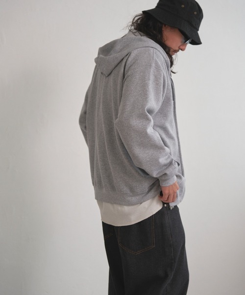 GILDAN（ギルダン）の「【GILDAN/ギルダン】8.0oz USA ヘビーブレンドZIPパーカー（パーカー・メンズ・ブラック/グレー/ホワイト/ダークブラウン/ロイヤルブルー/ネイビー/レッド/マルーン・M/L/LL）」の10枚目の写真