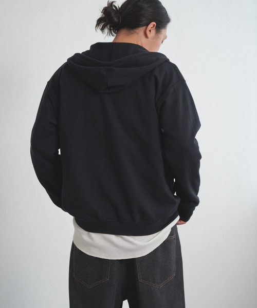 GILDAN（ギルダン）の「【GILDAN/ギルダン】8.0oz USA ヘビーブレンドZIPパーカー（パーカー・メンズ・ブラック/グレー/ホワイト/ダークブラウン/ロイヤルブルー/ネイビー/レッド/マルーン・M/L/LL）」の21枚目の写真