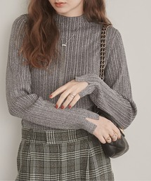 ハイネックラメリブニット シンプル」に該当するトップスファッション