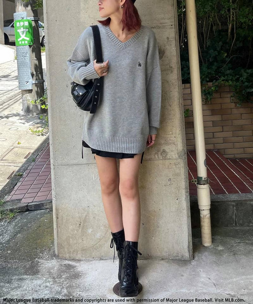 BACK TO THE FIELD（バック トゥー ザ フィールド）の「【MLB】プルオーバーニットトップス（ニット/セーター・レディース・グレー/ブラック/ネイビー・FREE）」の9枚目の写真