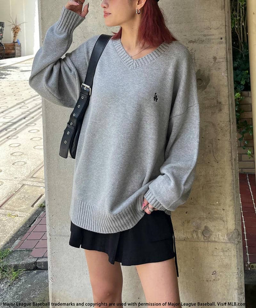 BACK TO THE FIELD（バック トゥー ザ フィールド）の「【MLB】プルオーバーニットトップス（ニット/セーター・レディース・グレー/ブラック/ネイビー・FREE）」の10枚目の写真