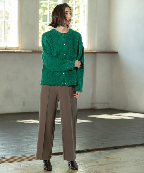 OPAQUE.CLIP（オペークドットクリップ）の「《BAILA掲載》シャギーニットミドルカーディガン【洗濯機洗い可】（カーディガン/ボレロ・レディース・ブラック/オフホワイト/チャコールグレー/グリーン/パープル系1・38/40）」の8枚目の写真