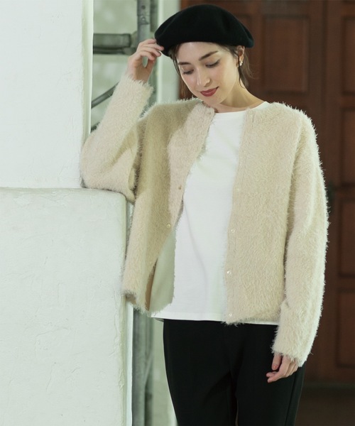 OPAQUE.CLIP（オペークドットクリップ）の「《BAILA掲載》シャギーニットミドルカーディガン【洗濯機洗い可】（カーディガン/ボレロ・レディース・ブラック/オフホワイト/チャコールグレー/グリーン/パープル系1・38/40）」の12枚目の写真