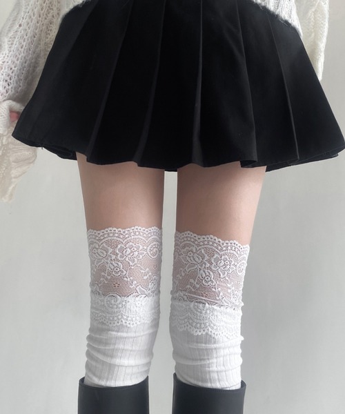 Vipoa(ヴィポア)の「lace knee high socks(ソックス/靴下・レディース・ホワイト/ライトグレー/グレー/ブラック・FREE)」の12枚目の写真