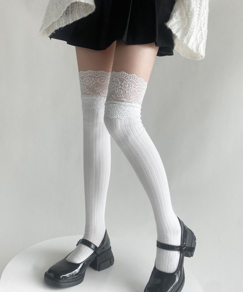Vipoa(ヴィポア)の「lace knee high socks(ソックス/靴下・レディース・ホワイト/ライトグレー/グレー/ブラック・FREE)」の10枚目の写真