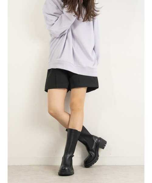 Fabby fabby（ファビィーファビィー）の「サイドゴアブーツ　ミドル丈　厚底ヒール（ブーツ・レディース・ブラック/オフホワイト・SMALL/MEDIUM/LARGE）」の4枚目の写真