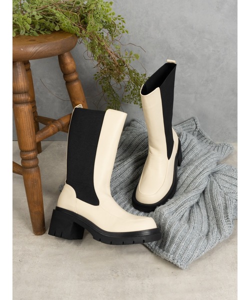 Fabby fabby（ファビィーファビィー）の「サイドゴアブーツ　ミドル丈　厚底ヒール（ブーツ・レディース・ブラック/オフホワイト・SMALL/MEDIUM/LARGE）」の9枚目の写真