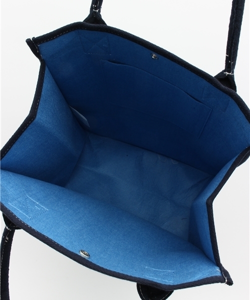 LBC(エルビーシー)の「ブロヴァーブトート (トートバッグ・レディース・ネイビー/ベージュ/グリーン・ONE SIZE)」の12枚目の写真