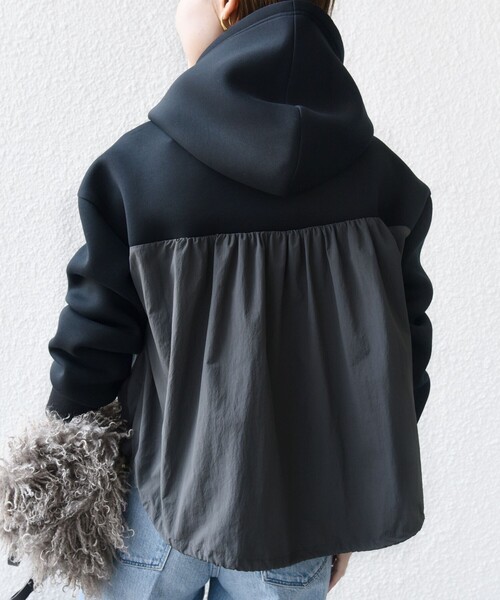 SHIPS(シップス)の「【WEB限定】〈手洗い可能〉ダンボール タフタ コンビ フーディ(パーカー・レディース・ブラック/ブラウン系/オフホワイト・ONE SIZE)」の18枚目の写真