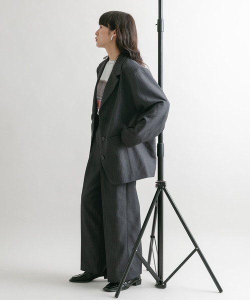 KBF（ケイビーエフ）の「『2サイズ展開』タックストレートスラックス（その他パンツ・レディース・ブラック/グレー系その他/ブラウン・36/38）」の16枚目の写真