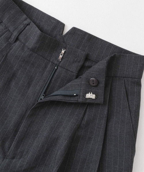 KBF（ケイビーエフ）の「『2サイズ展開』タックストレートスラックス（その他パンツ・レディース・ブラック/グレー系その他/ブラウン・36/38）」の10枚目の写真