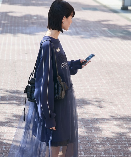 forksy.（フォルクシー）の「【forksy.】チュールドッキング 袖ライン スウェットワンピース（ワンピース・レディース・チャコール/オートミール/ネイビー・FREE）」の12枚目の写真