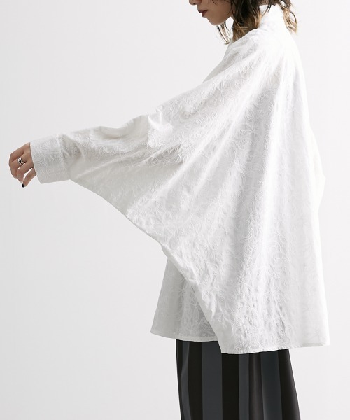 Soiunique（スワユニーク）の「ペイズリー柄刺繍デザインオーバーサイズシャツ ［Soiunique］（シャツ/ブラウス・レディース・オフホワイト/ブラック・FREE）」の16枚目の写真