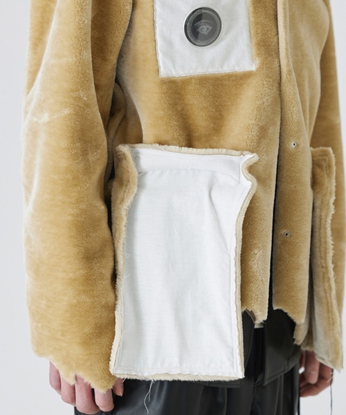 DIET BUTCHER（ダイエットブッチャー）の「DIET BUTCHER/ダイエットブッチャーEcopel sheepskin blouson ムートンブルゾン（ムートンコート・メンズ・ライトベージュ/ブラック・3/2）」の9枚目の写真
