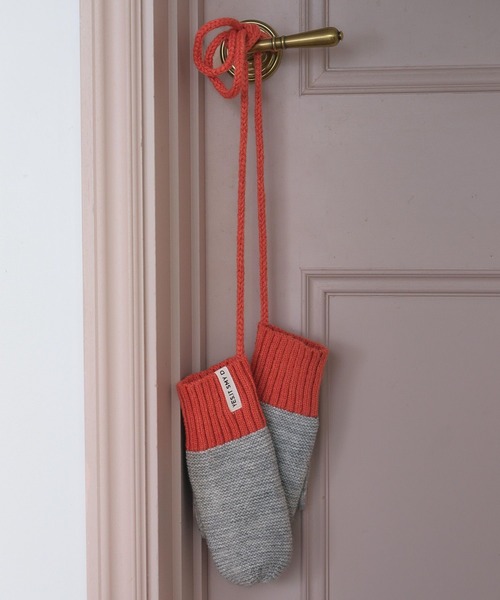 studio CLIP（スタディオクリップ）の「コード付きカラーニットミトン（手袋・レディース・ピンク/グリーン/グレー・FREE）」の4枚目の写真