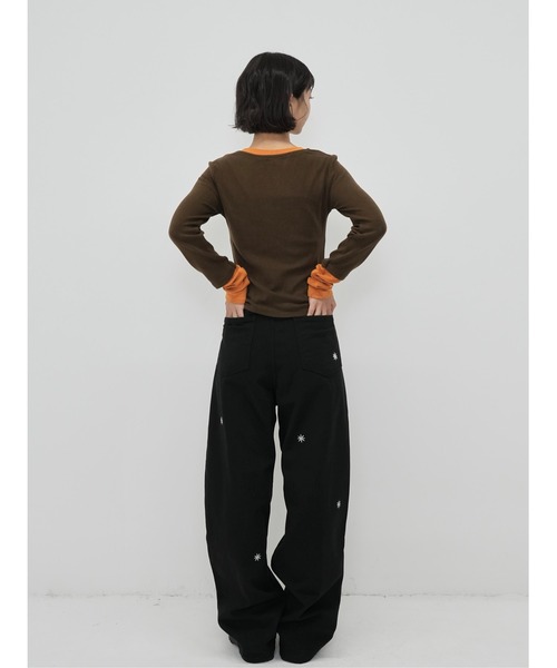 Enewd nina(エニュードニーナ)の「【ZOZO限定】ハーフボタン バイカラー トップス 長袖 カットソー【 秋冬新作 】(Tシャツ/カットソー・レディース・ブルー・FREE)」の20枚目の写真