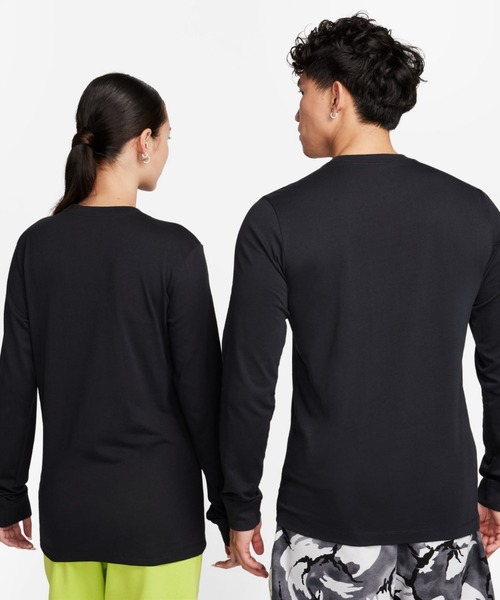 NIKE（ナイキ）の「ナイキ スポーツウェア メンズ ロングスリーブ Tシャツ / Nike Sportswear Men's Long-Sleeve T-Shirt AR5194-010 Black（Tシャツ/カットソー・メンズ・ブラック・XS/3XL/XL/S/M/L/2XL）」の3枚目の写真
