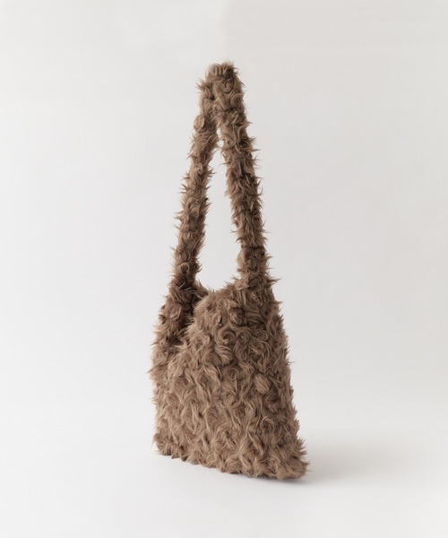 ROOPTOKYO(ループトウキョウ)の「フェイクファーショルダーバッグ(ショルダーバッグ・メンズ・ブラウン・FREE)」の2枚目の写真