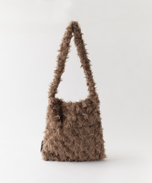 ROOPTOKYO(ループトウキョウ)の「フェイクファーショルダーバッグ(ショルダーバッグ・メンズ・ブラウン・FREE)」の11枚目の写真