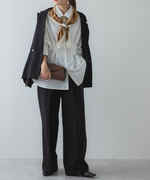 bohmal（ボマール）の「ウエストタックシャツ（シャツ/ブラウス・レディース・チャコールグレー/オフホワイト/ピンク/ブルー・FREE）」の9枚目の写真