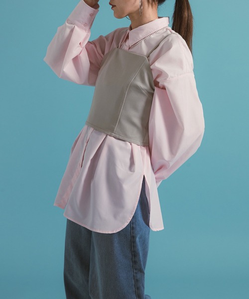 bohmal（ボマール）の「ウエストタックシャツ（シャツ/ブラウス・レディース・チャコールグレー/オフホワイト/ピンク/ブルー・FREE）」の15枚目の写真