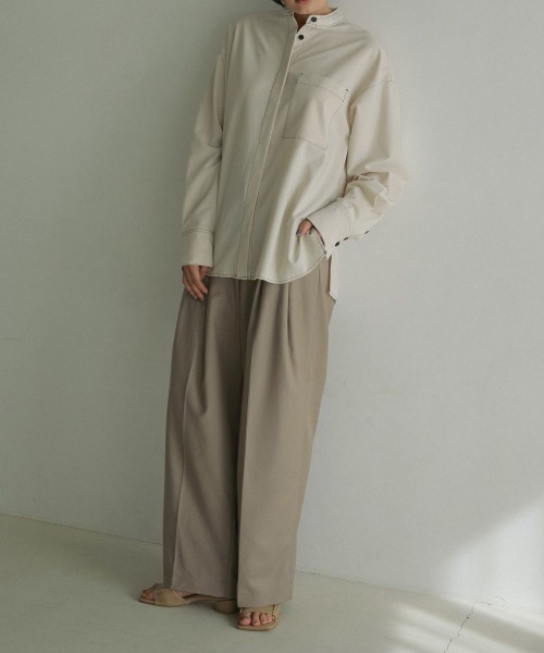 anuke（アンヌーク）の「Standcollar Cutoff Shirts（シャツ/ブラウス・レディース・ネイビー/ホワイト・FREE）」の4枚目の写真