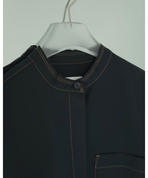 anuke（アンヌーク）の「Standcollar Cutoff Shirts（シャツ/ブラウス・レディース・ネイビー/ホワイト・FREE）」の11枚目の写真
