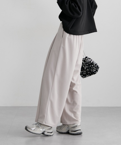 nissen（ニッセン）の「サイドプリーツワイドパンツ（その他パンツ・レディース・グレイッシュベージュ/ブラック・M/L）」の18枚目の写真
