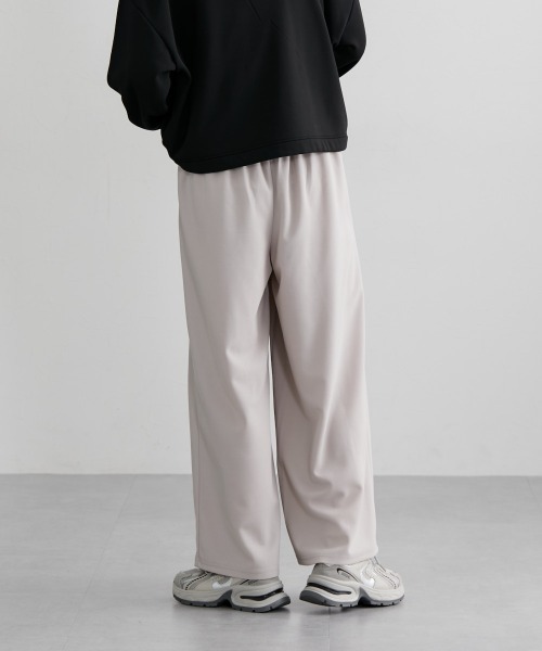 nissen（ニッセン）の「サイドプリーツワイドパンツ（その他パンツ・レディース・グレイッシュベージュ/ブラック・M/L）」の19枚目の写真