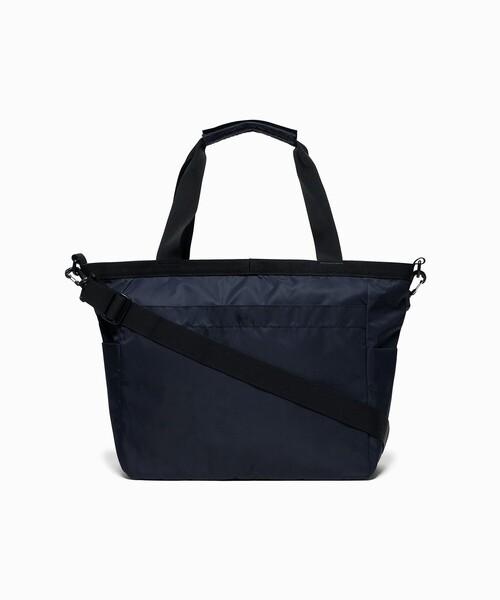 AIGLE（エーグル）の「撥水 ネイバーフッド 大容量 2wayトートバッグ / ショルダーバッグ（トートバッグ・レディース・ダークグリーン/ライトパープル/ブラック・FREE）」の17枚目の写真