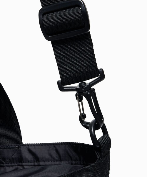 AIGLE（エーグル）の「撥水 ネイバーフッド 大容量 2wayトートバッグ / ショルダーバッグ（トートバッグ・レディース・ダークグリーン/ライトパープル/ブラック・FREE）」の11枚目の写真