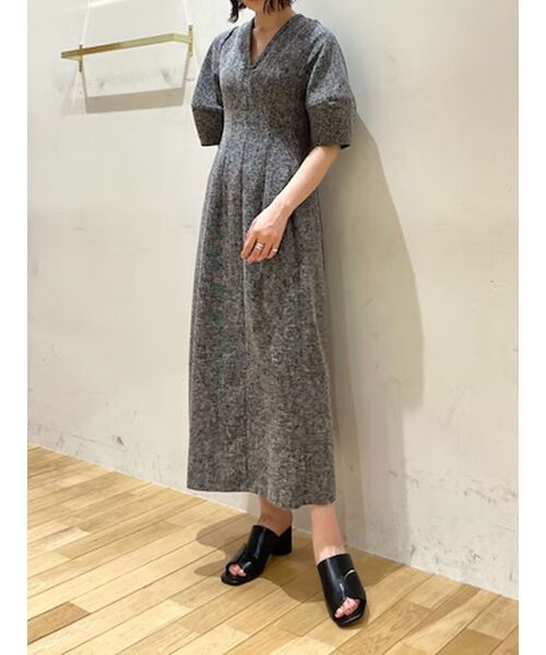 LAGUNAMOON(ラグナムーン)の「コクーンZIPワンピース(ワンピース・レディース・ホワイト/その他1/ベージュ・SMALL/MEDIUM)」の3枚目の写真