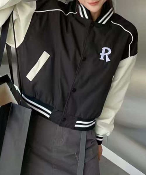 aimoha（アイモハ）の「レタリング刺繍ブルゾン（ブルゾン・レディース・ブラック/オフホワイト・FREE）」の2枚目の写真