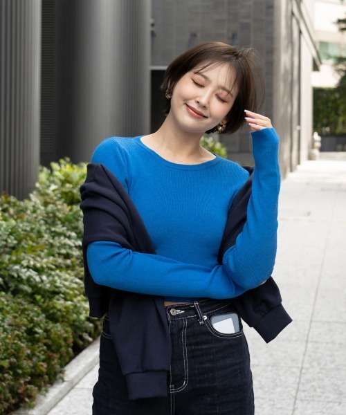 BLUE×PALANG(ブルーパラン)の「【ZOZOTOWN限定カラー】SIMPLE SHORT KNIT(ニット/セーター・レディース・ダークブルー/ネイビー/ライトブルー/ロイヤルブルー・FREE)」の4枚目の写真