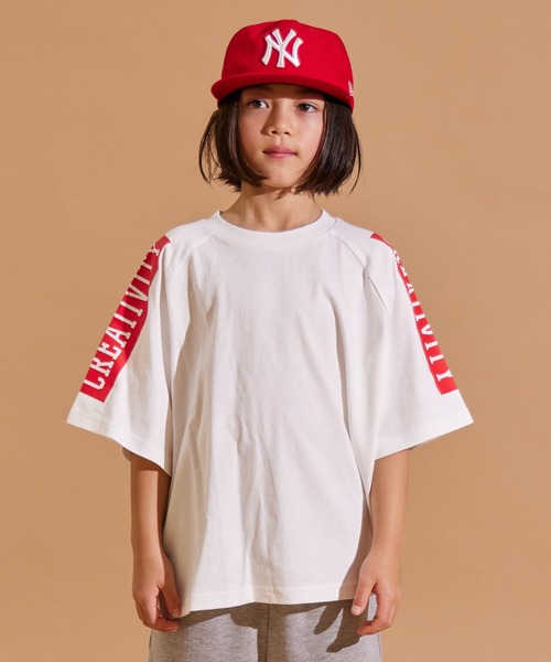 PAIRMANON STREET(ペアマノンストリート)の「【PAIRMANON STREET】ラグラン 袖 プリント 半袖 Tシャツ(Tシャツ/カットソー・キッズ・ブラック系その他2/ブラック/ブラック系その他3/ブラック系その他/ブルー/ホワイト系その他2/ベージュ/ホワイト/ホワイト系その他3/ホワイト系その他/グリーン/パープル系その他/ブラック系その他4・140/110/90/160/150/120/130/100)」の2枚目の写真