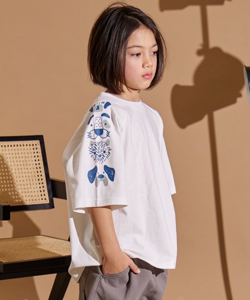 PAIRMANON STREET(ペアマノンストリート)の「【PAIRMANON STREET】ラグラン 袖 プリント 半袖 Tシャツ(Tシャツ/カットソー・キッズ・ブラック系その他2/ブラック/ブラック系その他3/ブラック系その他/ブルー/ホワイト系その他2/ベージュ/ホワイト/ホワイト系その他3/ホワイト系その他/グリーン/パープル系その他/ブラック系その他4・140/110/90/160/150/120/130/100)」の3枚目の写真