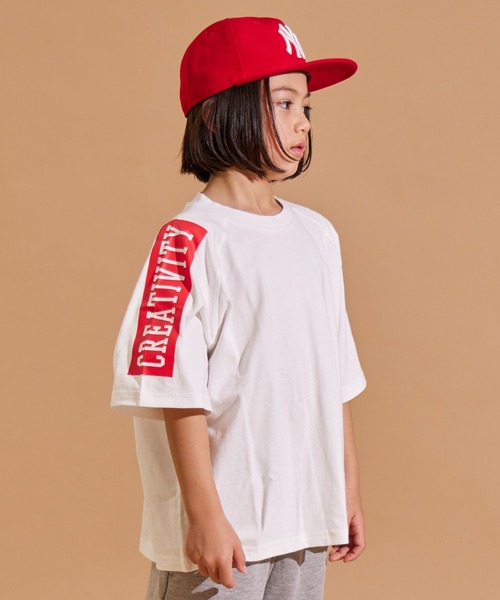 PAIRMANON STREET(ペアマノンストリート)の「【PAIRMANON STREET】ラグラン 袖 プリント 半袖 Tシャツ(Tシャツ/カットソー・キッズ・ブラック系その他2/ブラック/ブラック系その他3/ブラック系その他/ブルー/ホワイト系その他2/ベージュ/ホワイト/ホワイト系その他3/ホワイト系その他/グリーン/パープル系その他/ブラック系その他4・140/110/90/160/150/120/130/100)」の19枚目の写真